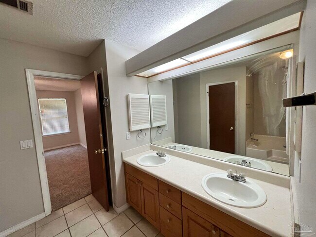 Building Photo - 9046 Caribbean Dr