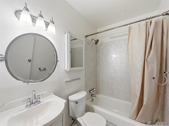 Building Photo - 1622 Longbow Ct