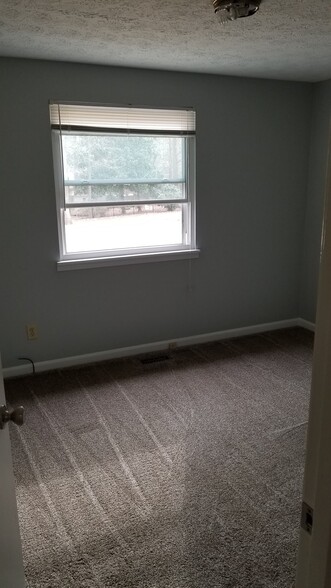 Spare Bedroom #2 - 850 Winfield Ct