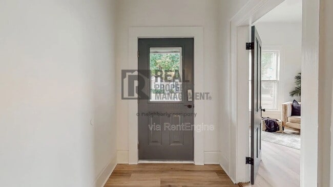 Building Photo - 112 High St