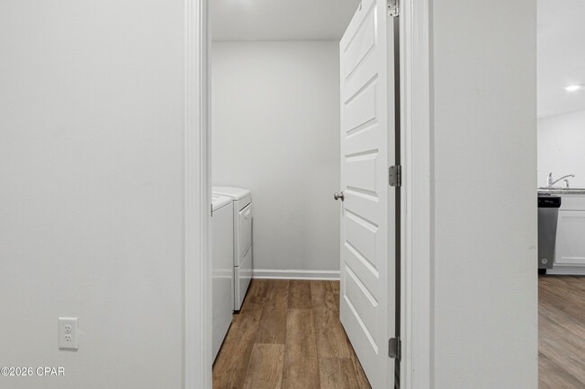 Building Photo - 256 Ryder Ln