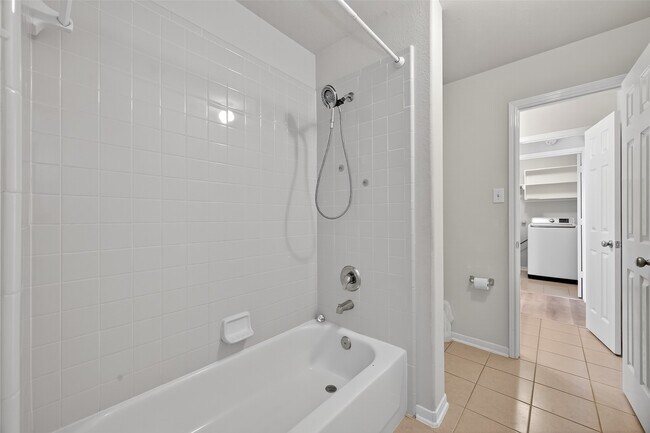 Building Photo - 13206 Barton Meadow Ln