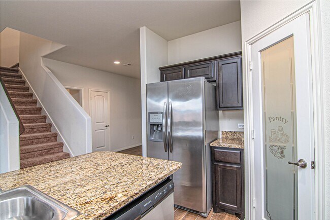 Building Photo - 7321 Fossell Ranch Rd