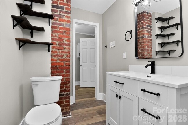 Building Photo - 510 S 12th St