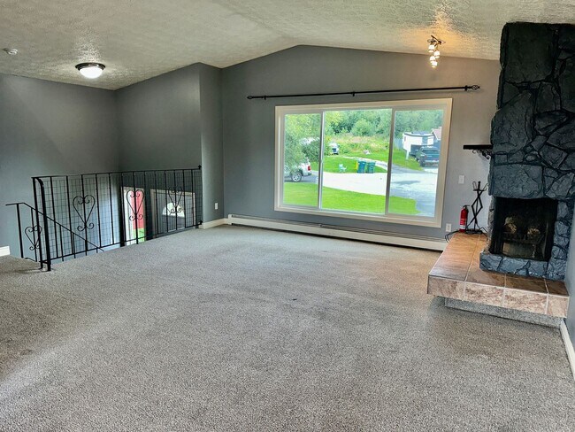 Building Photo - 10840 Delta Cir
