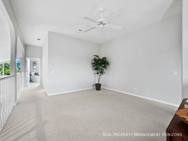 Building Photo - 8737 Pebble Creek Ln