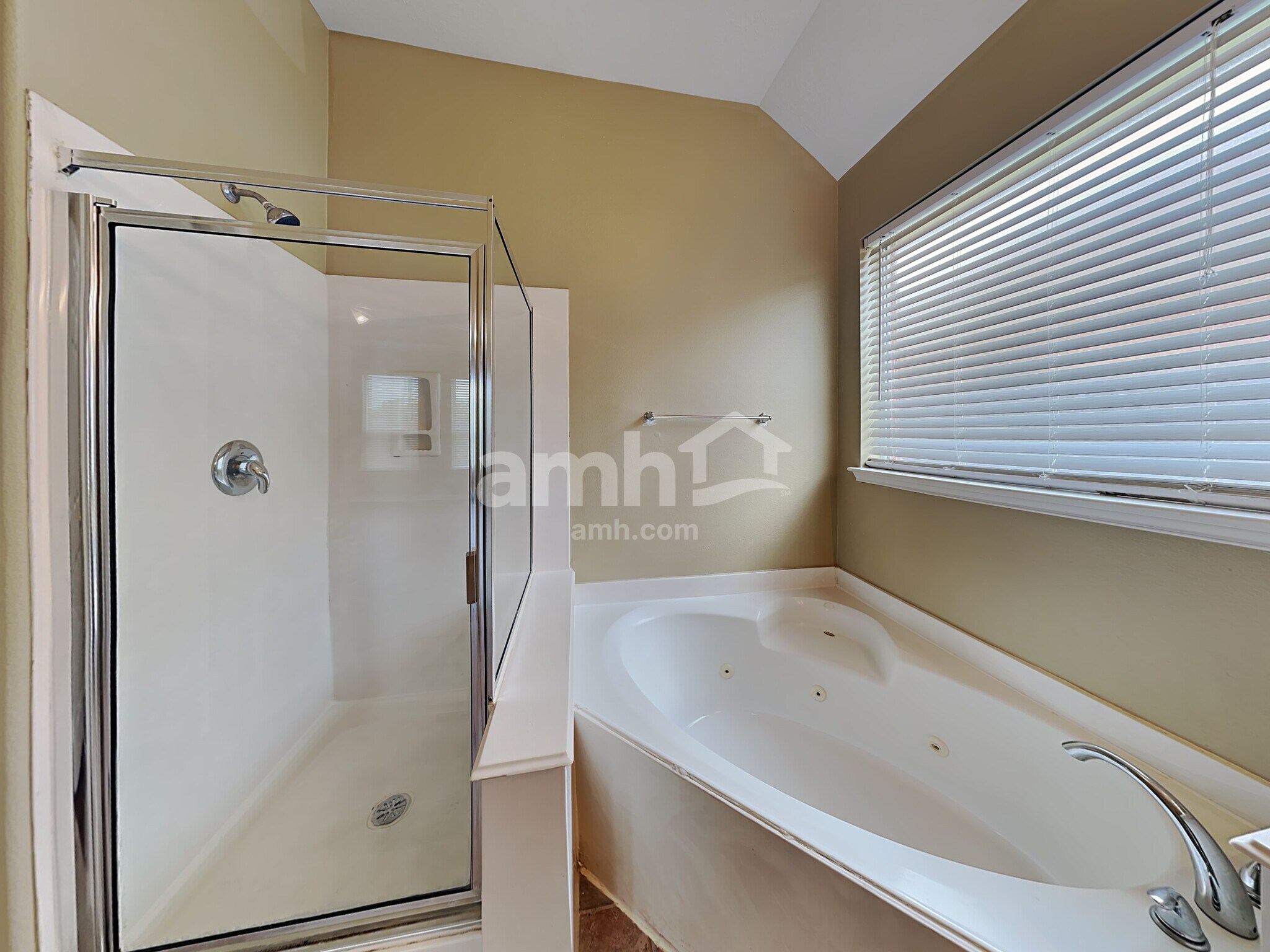 Building Photo - 3493 Cedar Prairie Dr