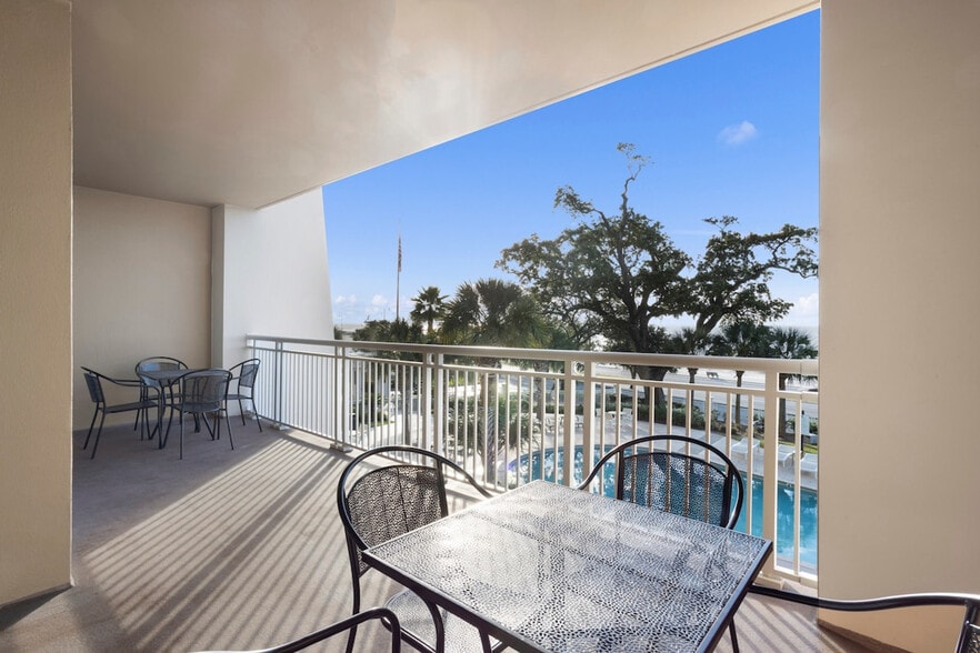 Building Photo - 2230 Beach Blvd