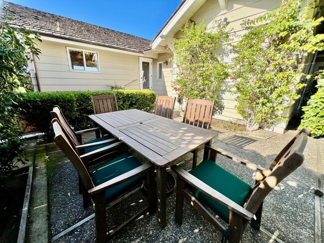 Building Photo - Charming and Accommodating Carmel-by-the-Sea Home coming soon!