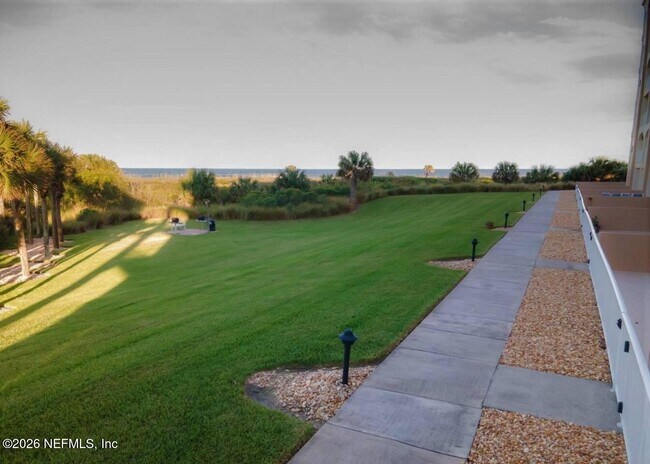 Building Photo - 104 Surfview Dr