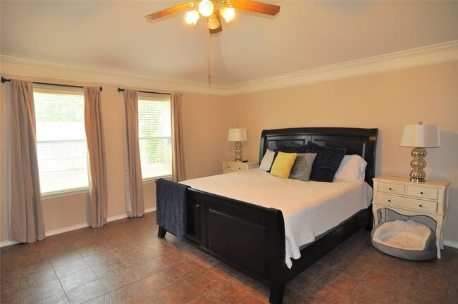 Building Photo - 415 Sterling Heights Ln