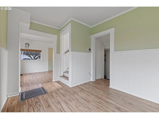 Building Photo - 4805 NE 110th Ave