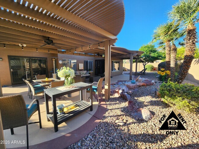 Building Photo - 15548 W Catalina Dr