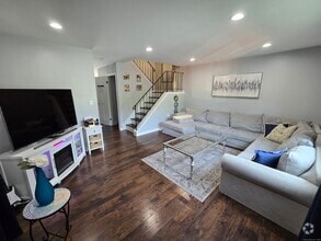 Building Photo - 330 Merwin Ave