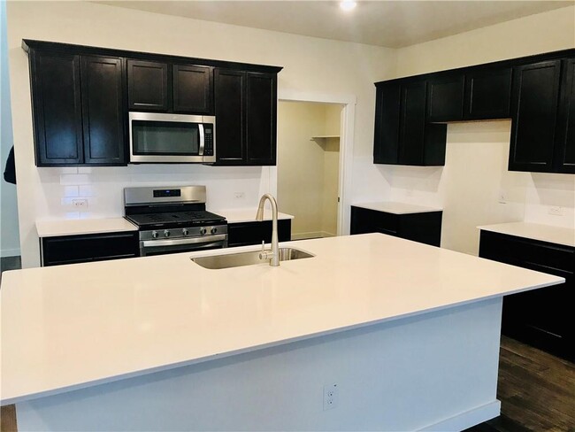 Building Photo - 14301 Macquarie Dr