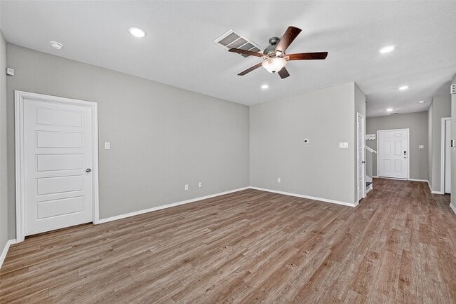 Building Photo - 21522 Autumn Summit St