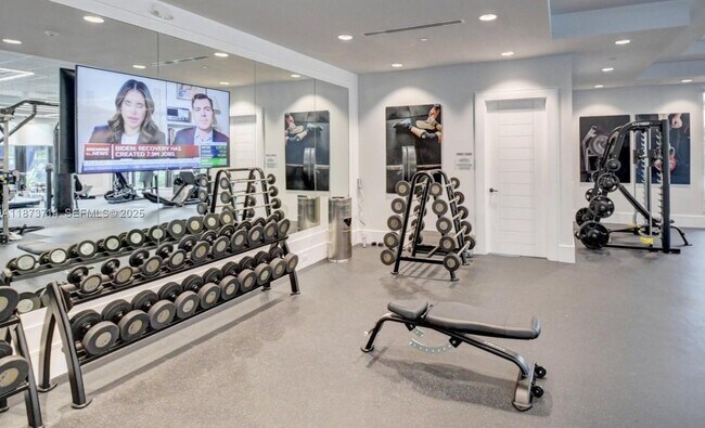 Building Photo - 17267 Windy Pointe Ln