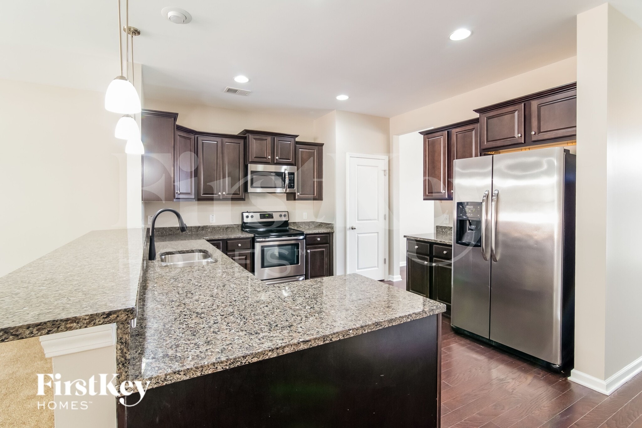 Building Photo - 7762 High Maple Cir