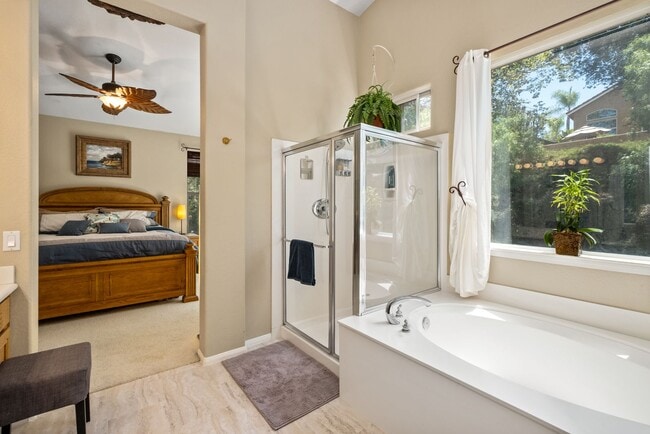Building Photo - 22 Solitaire Ln