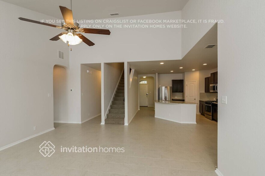 Building Photo - 13815 Murphy Haven