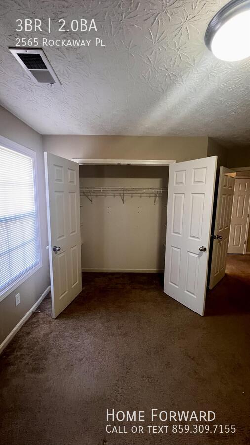 Building Photo - 2565 Rockaway Pl