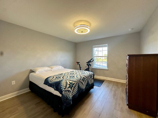 Building Photo - Serene Cul De Sac Home with Gorgeous Views!