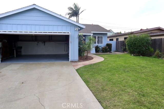 Building Photo - 422 Avenue E