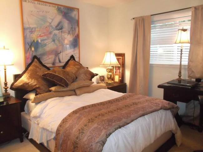 Bedroom 2 Bed - 1319 Walgrove Ave