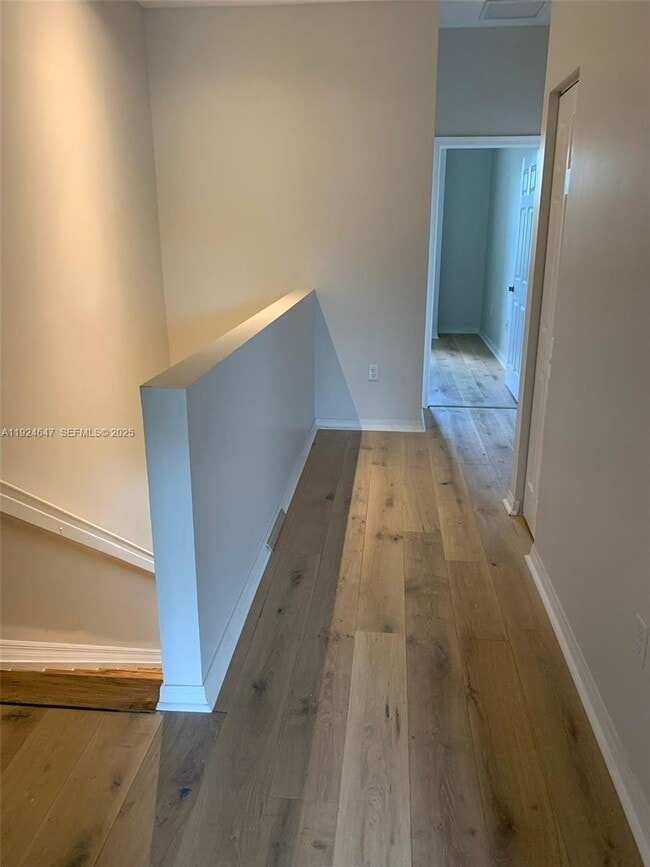 Building Photo - 8464 W McNab Rd