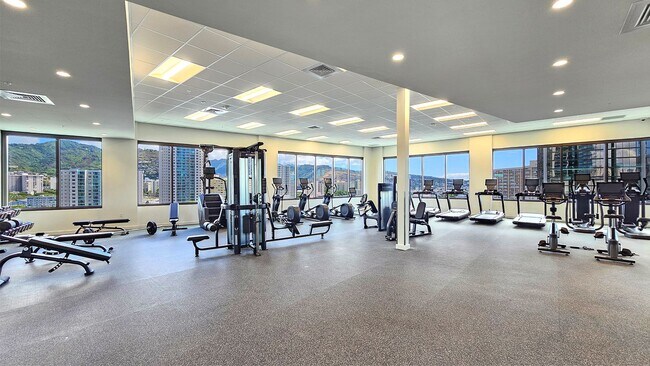 Building Photo - Brand New Condo on Keeaumoku - 1 BR/1 BA/1...