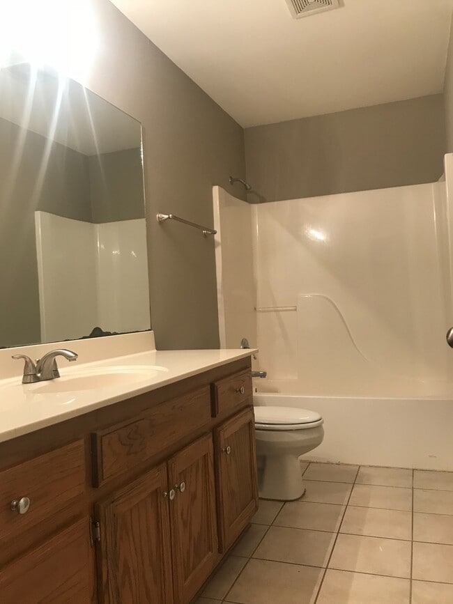 Building Photo - 230 Autumnwood Drive