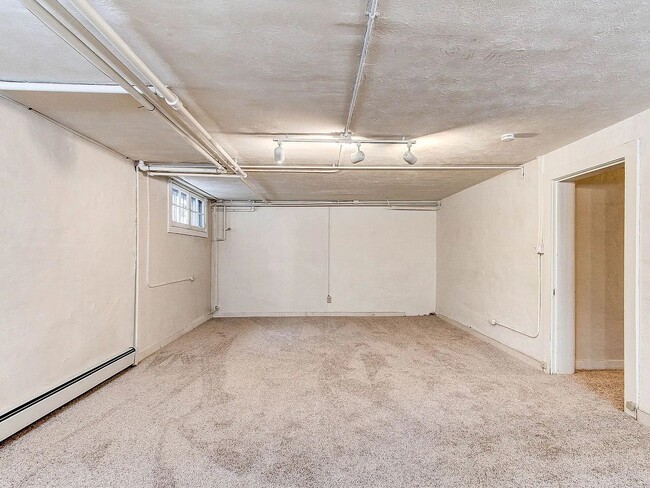 Building Photo - Charming Cheesman Park Duplex | 2 Bed / 2 Bath | Large Yard + Deck