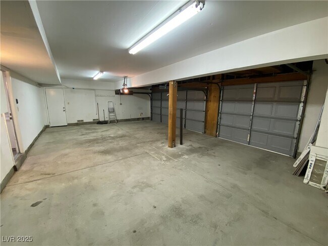 Building Photo - 6209 O'Bannon Dr
