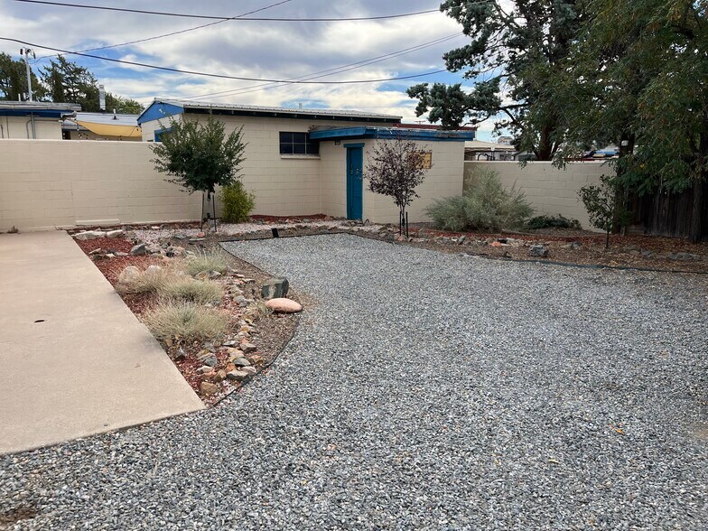 Building Photo - 4208 Mesa Grande Pl SE