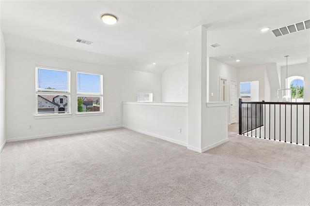 Building Photo - 2410 Doncaster Dr