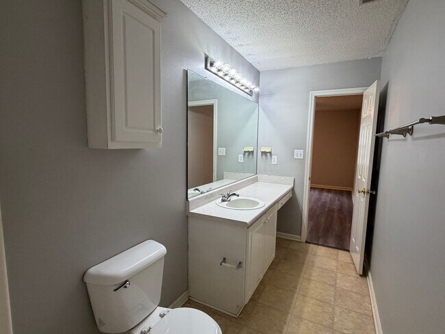 Building Photo - 4420 Misty Cove Ct