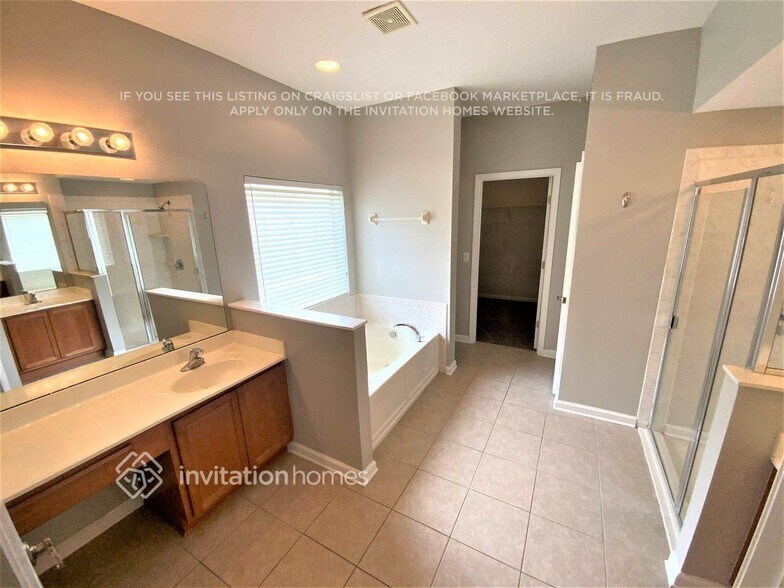 Building Photo - 2356 Crooked Pine Ln