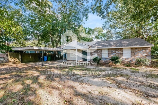 Primary Photo - 2332 Watkins Dr