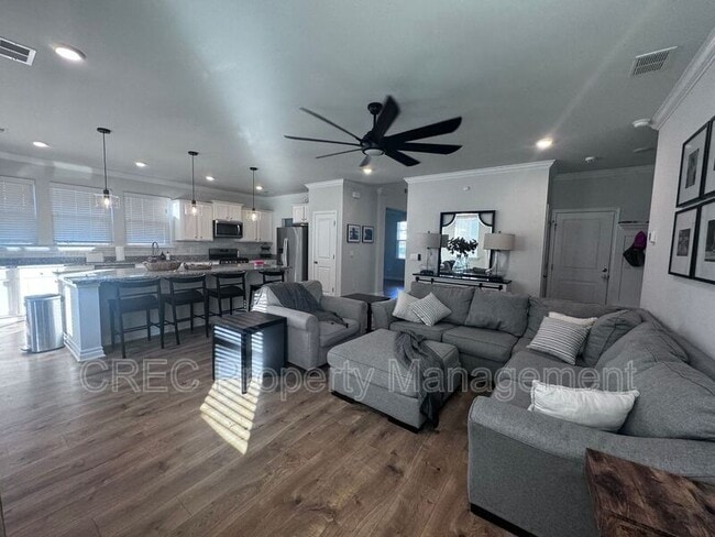 Building Photo - 126 Brant Dr