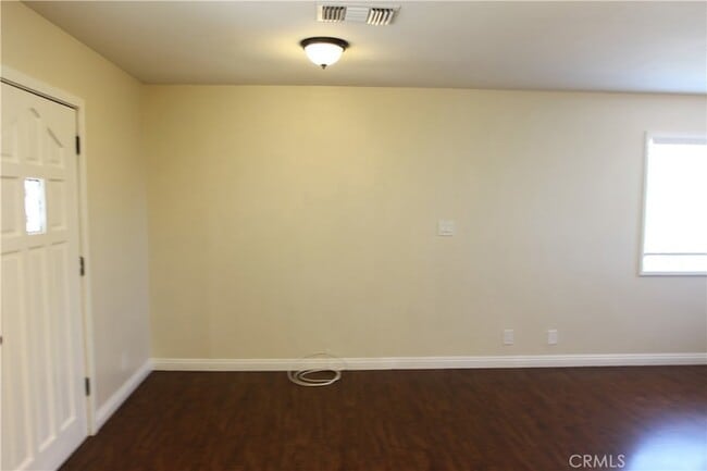 Building Photo - 2495 Vista Dr