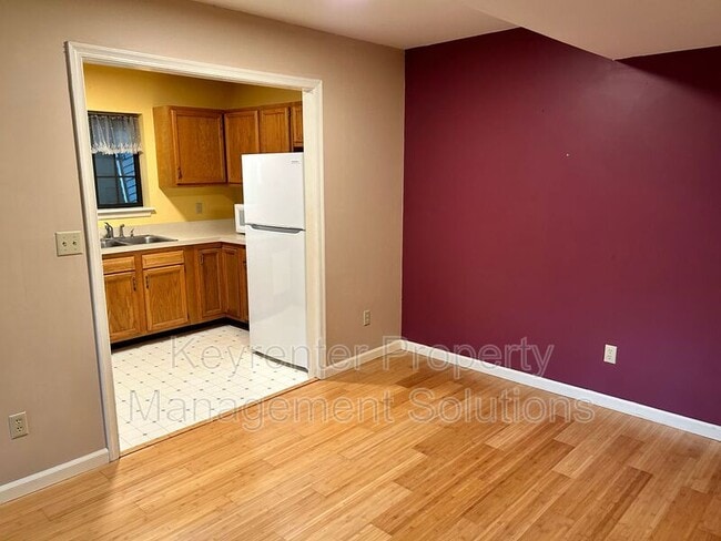 Building Photo - 1029 Amber Ridge Rd