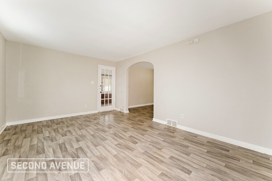 Building Photo - 5716 Brinley Dr