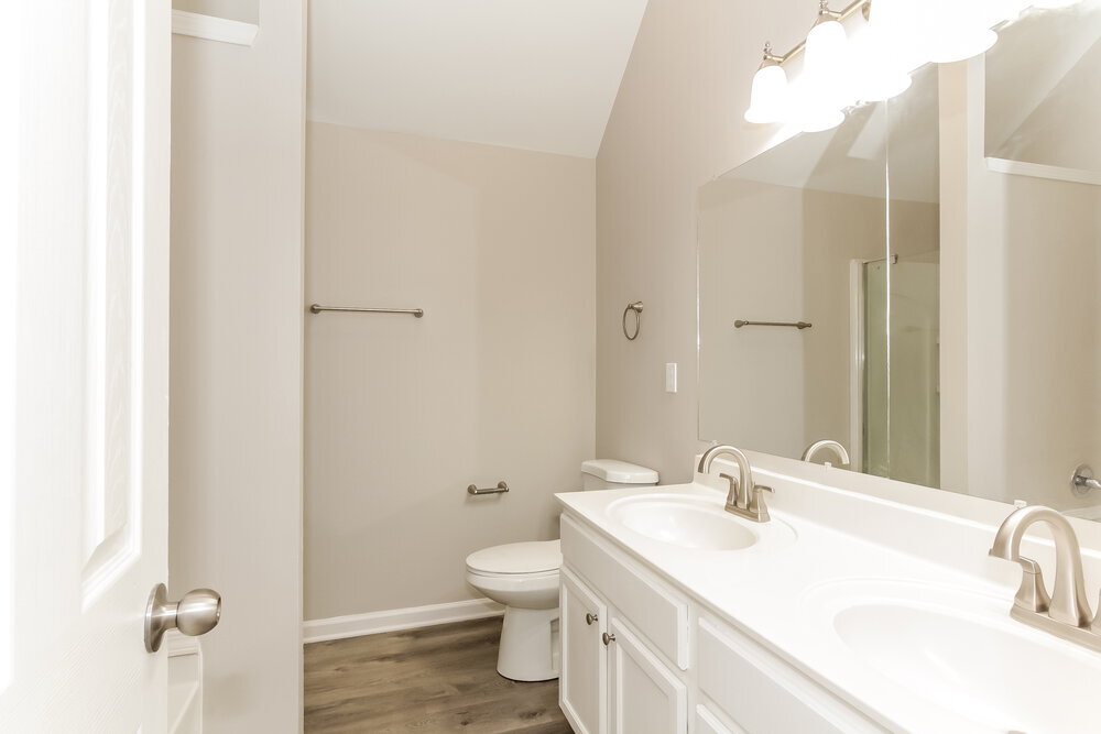 Building Photo - 127 Fairmont Cir