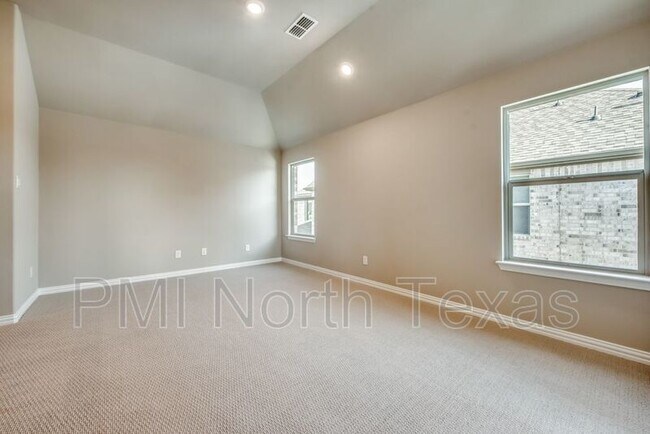 Building Photo - 2116 Covey Ct