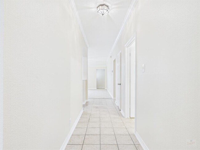 Building Photo - 136 Winter St