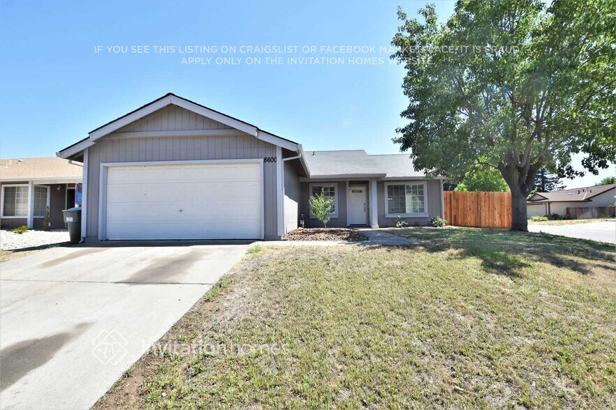 Primary Photo - 8600 Luciano Ct