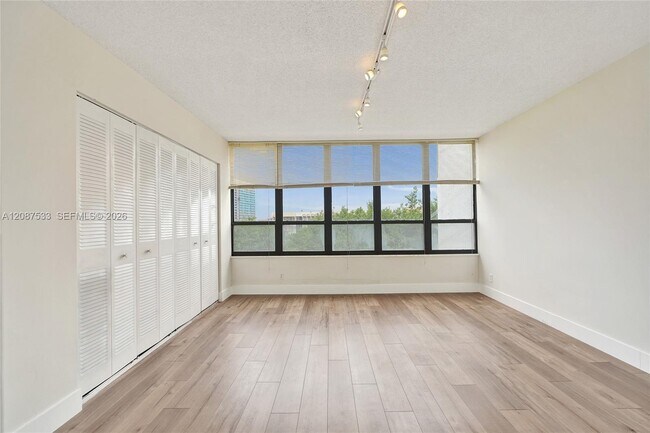 Building Photo - 600 Three Islands Boulevard