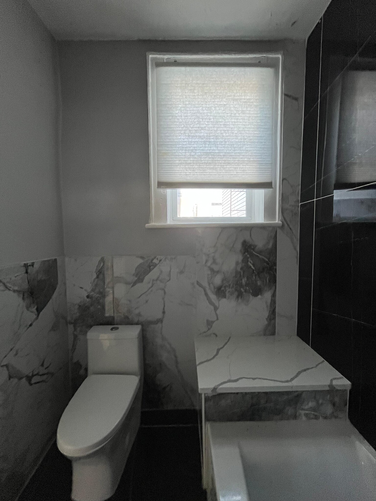 Building Photo - 86 Irving St