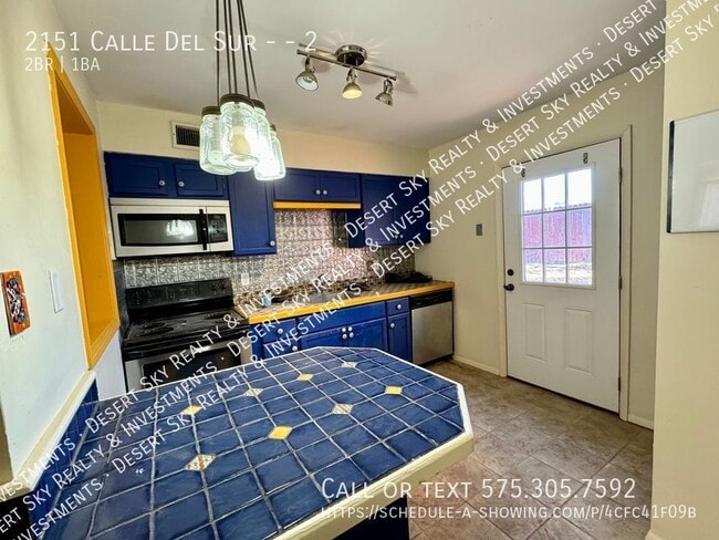 Building Photo - 2151 Calle Del Sur