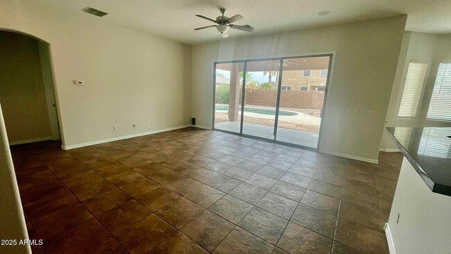 Building Photo - 43577 Sparks Ct